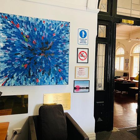 Wallaby Backpackers Hostel Perth - Note - Valid Passport Required To Check In - Eksteriør bilde