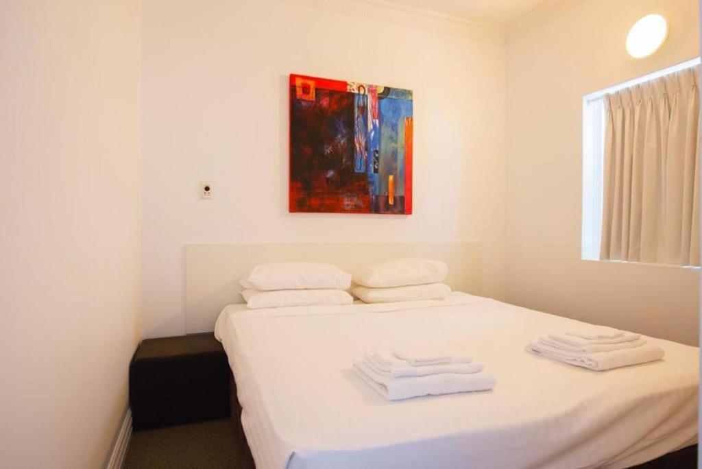 Wallaby Backpackers Hostel Perth - Note - Valid Passport Required To Check In - Eksteriør bilde